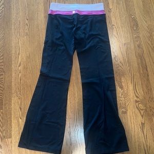Lululemon flared leggings
